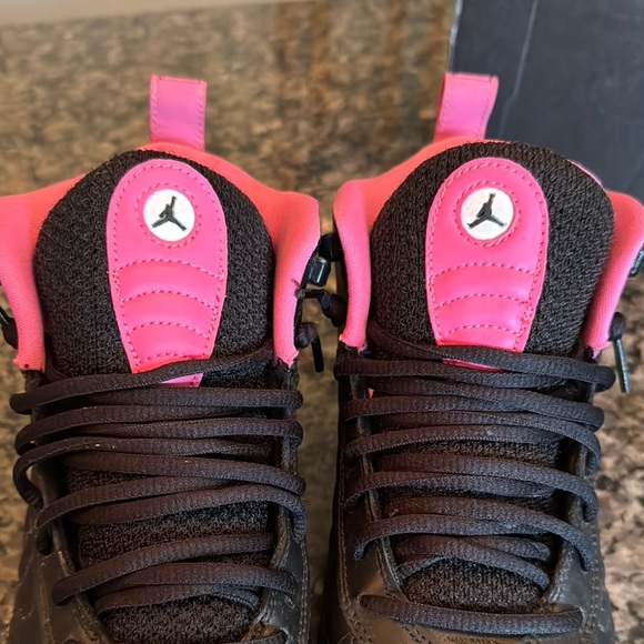 Jordan jump man pro Black and Pink Sneakers with Bold Design EUC 7Y or W8.5 - Picture 6 of 16